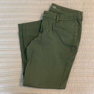 Army Green Pixie Pants 💚